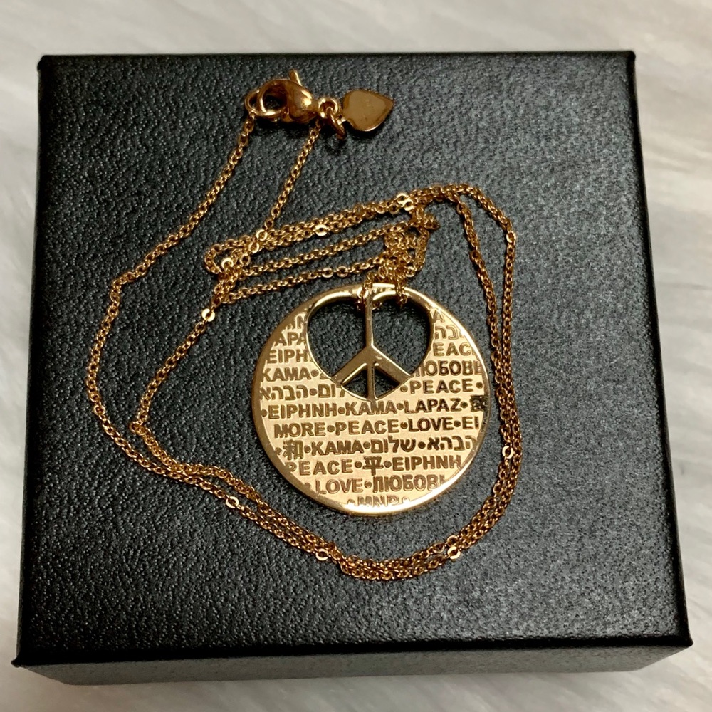 GOLD TONE NECKLACE W/PEACE ☮️PENDANT NIB